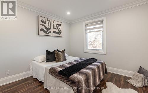 32 Sledman Street, Mississauga, ON - Indoor Photo Showing Bedroom