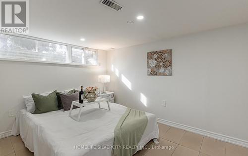 32 Sledman Street, Mississauga, ON - Indoor Photo Showing Bedroom