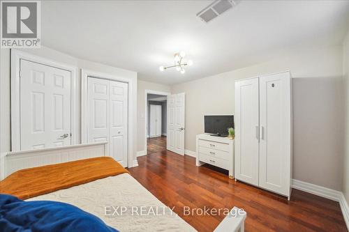 137 Kingsview Boulevard, Toronto, ON - Indoor Photo Showing Bedroom