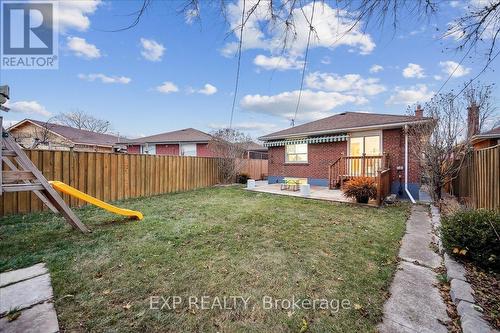 137 Kingsview Boulevard, Toronto, ON - Outdoor