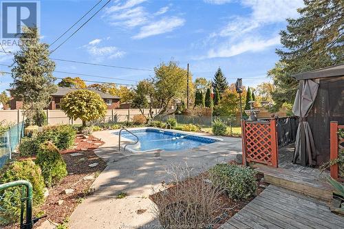 2514 Westminster Boulevard, Windsor, ON - Outdoor With In Ground Pool