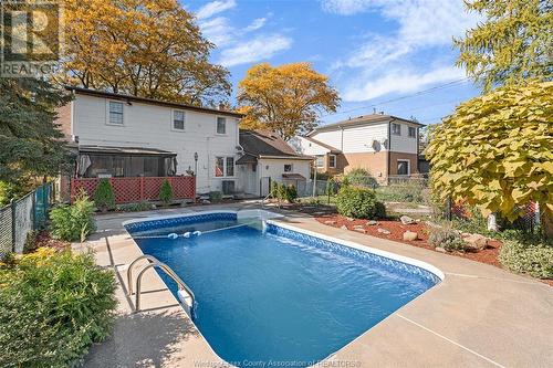 2514 Westminster Boulevard, Windsor, ON - Outdoor With In Ground Pool With Backyard