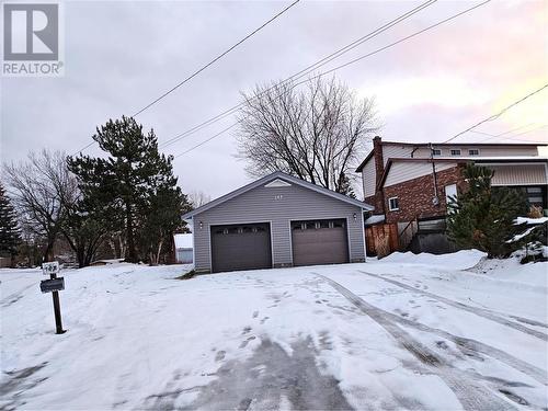 107 Nepahwin Avenue, Greater Sudbury, ON - Outdoor