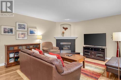 251 Highgate Court, Kelowna, BC - Indoor Photo Showing Living Room With Fireplace