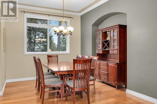 251 Highgate Court, Kelowna, BC - Indoor Photo Showing Dining Room