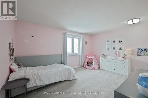 55 Piedmont Crescent, London, ON - Indoor Photo Showing Bedroom