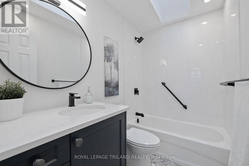 55 Piedmont Crescent, London, ON - Indoor Photo Showing Bathroom