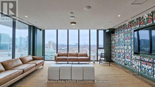 505 - 25 Baseball Place, Toronto, ON - Indoor Photo Showing Living Room