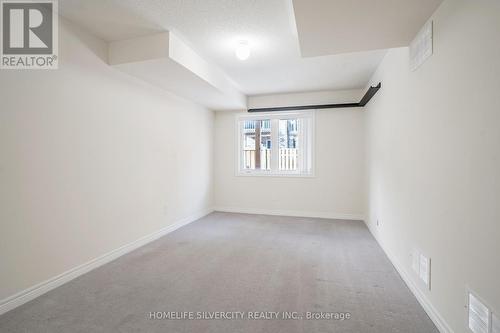 19 Rockman Crescent, Brampton, ON - Indoor Photo Showing Other Room