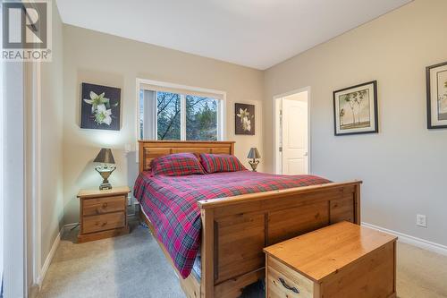 2523 Shannon View Drive Unit# 102, West Kelowna, BC - Indoor Photo Showing Bedroom