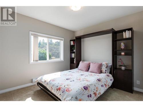 2523 Shannon View Drive Unit# 102, West Kelowna, BC - Indoor Photo Showing Bedroom