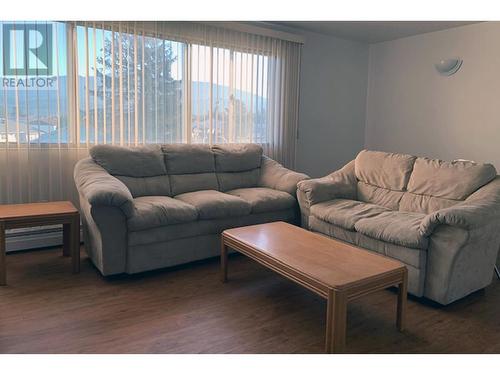 1260 Kingfisher Avenue, Kitimat, BC - Indoor Photo Showing Living Room