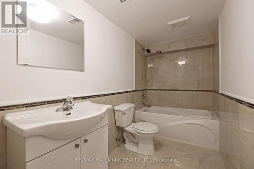 22 Sedgewick Crescent, Toronto, ON - Indoor Photo Showing Bathroom