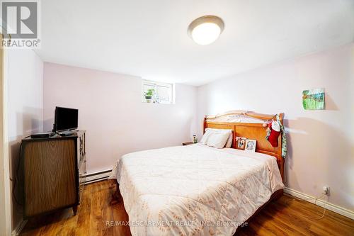 612 Farewell Street, Oshawa, ON - Indoor Photo Showing Bedroom