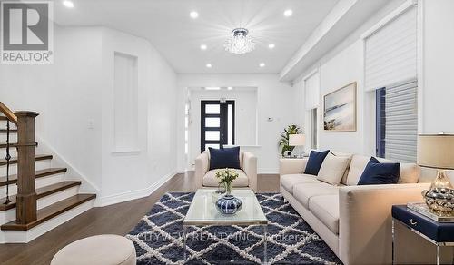 980 Clark Boulevard, Milton, ON - Indoor Photo Showing Living Room