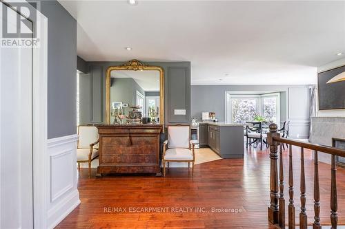 607 Edgewater Crescent, Burlington, ON - Indoor Photo Showing Other Room