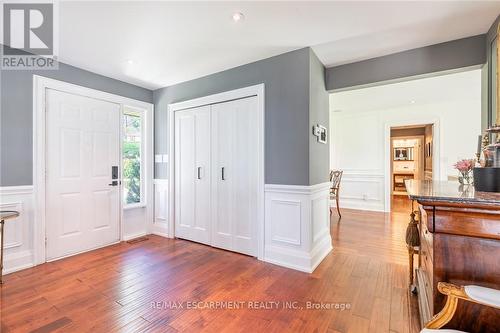 607 Edgewater Crescent, Burlington, ON - Indoor Photo Showing Other Room