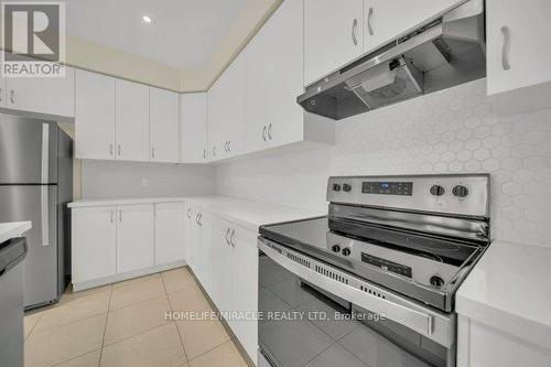 85 Grassbourne Avenue, Kitchener, ON - Indoor Photo Showing Kitchen