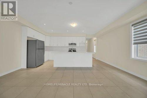 85 Grassbourne Avenue, Kitchener, ON - Indoor Photo Showing Kitchen