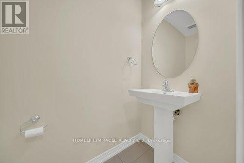 85 Grassbourne Avenue, Kitchener, ON - Indoor Photo Showing Bathroom