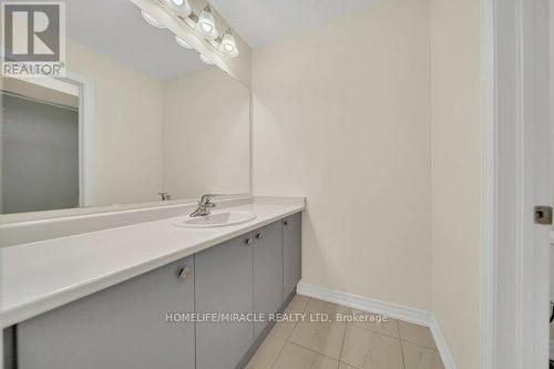 85 Grassbourne Avenue, Kitchener, ON - Indoor Photo Showing Bathroom