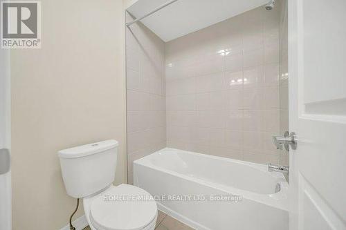 85 Grassbourne Avenue, Kitchener, ON - Indoor Photo Showing Bathroom