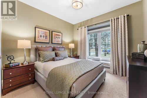 39 Hurricane Road, Pelham (662 - Fonthill), ON - Indoor Photo Showing Bedroom