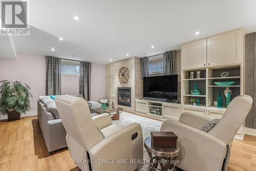 39 Hurricane Road, Pelham (662 - Fonthill), ON - Indoor Photo Showing Other Room With Fireplace