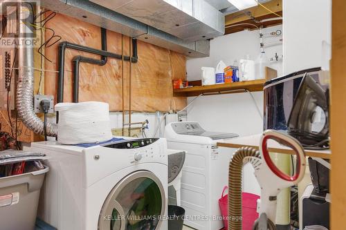 16 Gosney Crescent W, Barrie, ON - Indoor Photo Showing Laundry Room