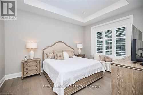 18 - 190 Canboro Road, Pelham (662 - Fonthill), ON - Indoor Photo Showing Bedroom