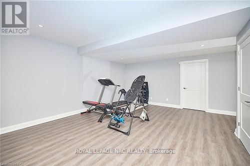 18 - 190 Canboro Road, Pelham (662 - Fonthill), ON - Indoor Photo Showing Gym Room