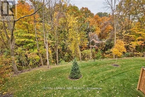 18 - 190 Canboro Road, Pelham (662 - Fonthill), ON - Outdoor With View