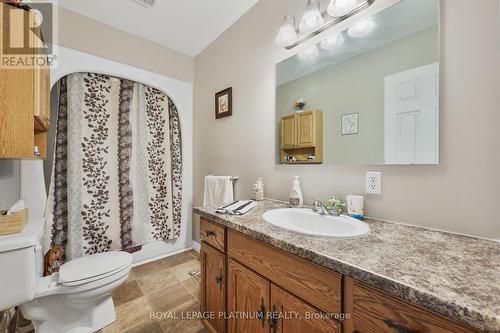 155 Clyde Street, Wellington North, ON - Indoor Photo Showing Bathroom