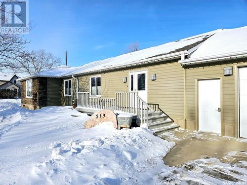 219 7Th Street W, Carlyle, SK - Outdoor With Deck Patio Veranda