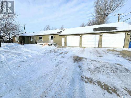 219 7Th Street W, Carlyle, SK - Outdoor