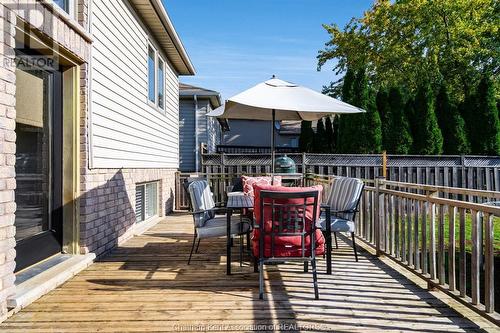 4 Creekview Place, Chatham, ON - Outdoor With Deck Patio Veranda With Exterior