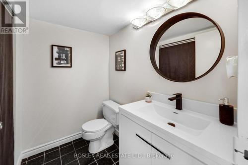 202 - 393 King Street E, Toronto, ON - Indoor Photo Showing Bathroom