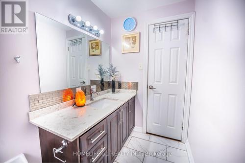 7362 Redstone Road, Mississauga, ON - Indoor Photo Showing Bathroom