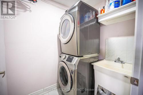 7362 Redstone Road, Mississauga, ON - Indoor Photo Showing Laundry Room