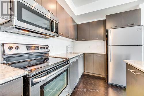 2909 - 360 Square One Drive, Mississauga, ON - Indoor Photo Showing Kitchen