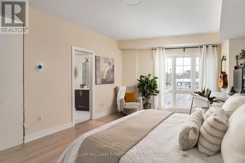 13 - 26 Ernest Avenue, Toronto, ON - Indoor Photo Showing Bedroom