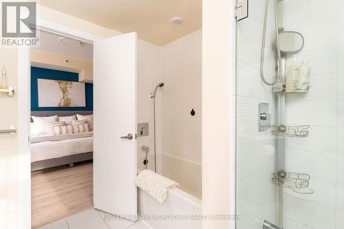 13 - 26 Ernest Avenue, Toronto, ON - Indoor Photo Showing Bathroom