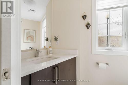 13 - 26 Ernest Avenue, Toronto, ON - Indoor Photo Showing Bathroom