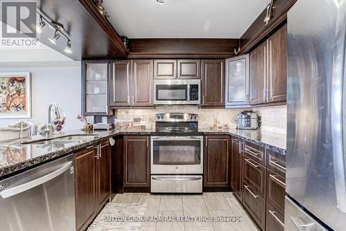 803 - 309 Major Mackenzie Drive E, Richmond Hill, ON - Indoor Photo Showing Kitchen With Double Sink With Upgraded Kitchen