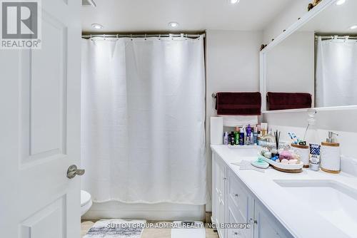 803 - 309 Major Mackenzie Drive E, Richmond Hill, ON - Indoor Photo Showing Bathroom