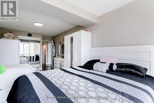 803 - 309 Major Mackenzie Drive E, Richmond Hill, ON - Indoor Photo Showing Bedroom