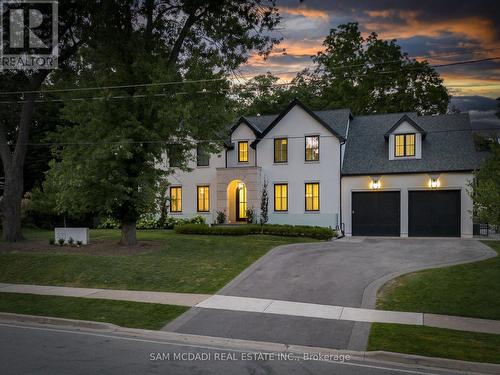 231 Wedgewood Drive, Oakville, ON - Outdoor With Facade