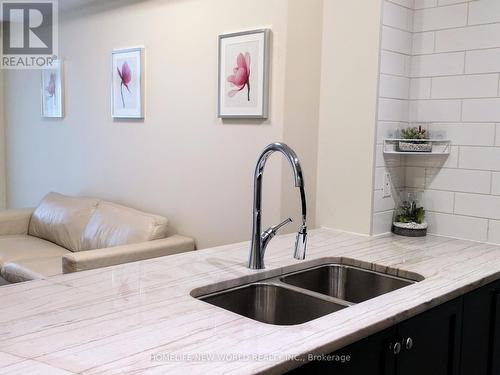 201 - 85 Robinson Street, Hamilton, ON - Indoor Photo Showing Kitchen With Double Sink