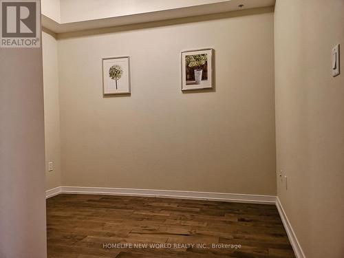 201 - 85 Robinson Street, Hamilton, ON - Indoor Photo Showing Other Room