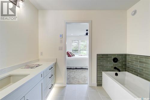 1511 Spadina E, Saskatoon, SK - Indoor Photo Showing Bathroom